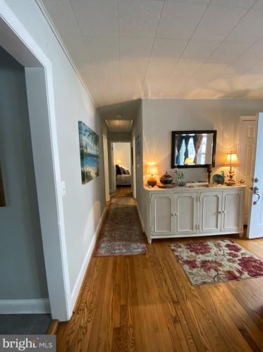 10 Blair Rd, Fredericksburg, VA 22405-3025
