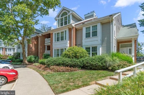 11142 Beaver Trail Ct, Herndon, VA 20191-4318
