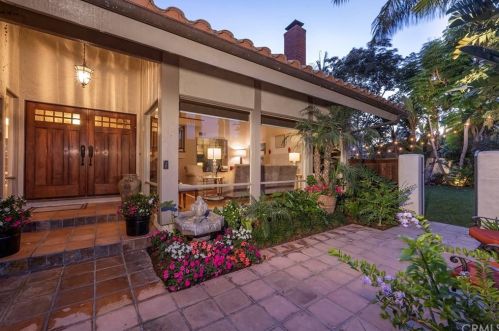 16561 Wanderer Ln, Huntington Beach, CA 92649-2143