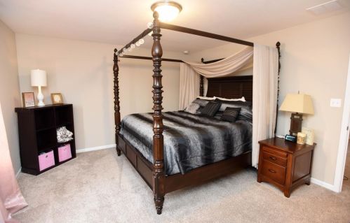 11558 Kentucky St, Crown Point IN  46307-7207 exterior