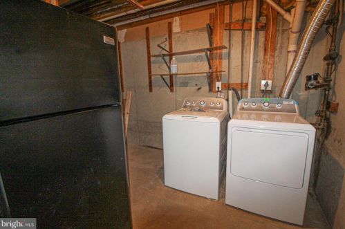 14212 Long Green Dr, Silver Spring MD 20906-2074 exterior