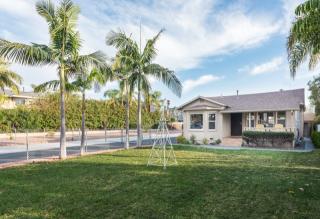 1375 Buena Vista Way, Carlsbad, CA 92008-1536