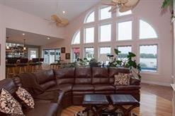 21604 River Rd, Cordova, IL 61242-9621