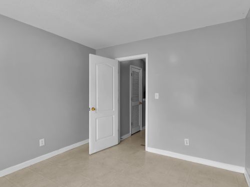 718 Old Stone Ct, Stockbridge GA  30281-7616 exterior