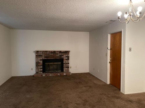 1832 Milpas Ln, Modesto, CA 95355-2524