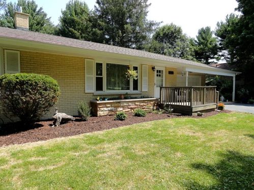 228 Van Nortwick Ave, Batavia, IL 60510-1710