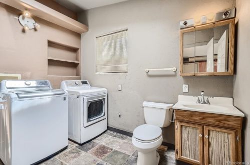 1007 Hazel Ct, Denver CO 80211-4047 exterior