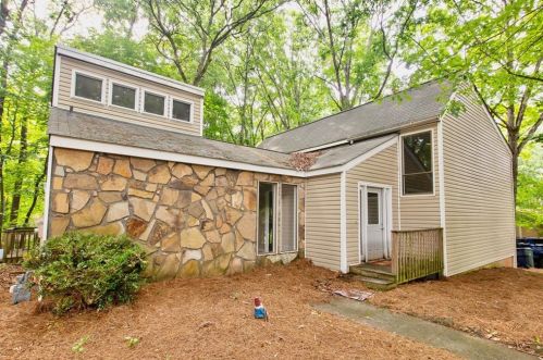 2791 Field Creek Ct, Marietta, GA 30062-4454