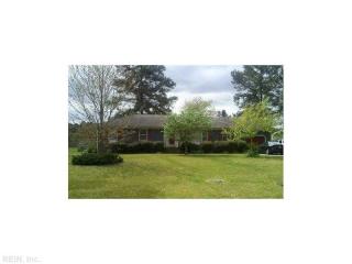 121 Fairview Dr, Franklin, VA 23851-1213