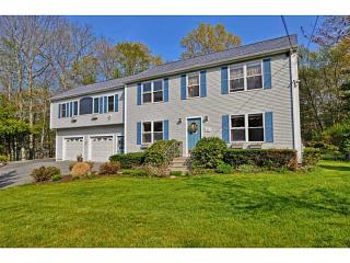 82 Corrie Ln, Burrillville, RI 02839-1125