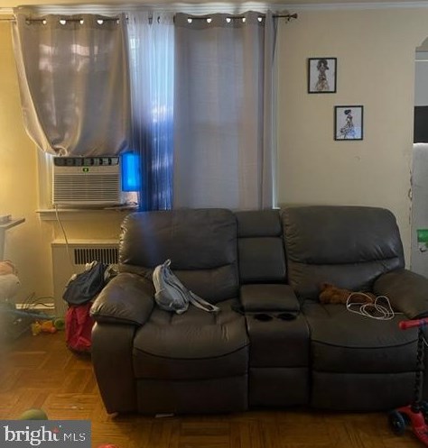 1223 Gilham St, Philadelphia, PA 19111-5521