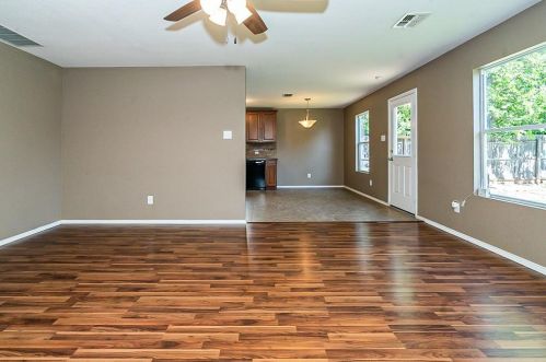 5840 Parkview Hills Ln, Fort Worth TX  76179-3797 exterior