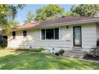 6812 Hill Pl, Minneapolis, MN 55427-2259