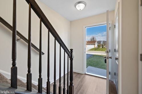 27 Pumping Station Rd, Hanover PA  17331-9494 exterior