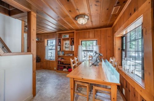 15739 Fir St, Truckee CA  96161-3705 exterior