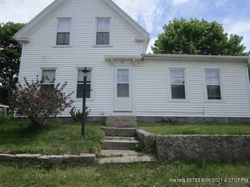 12 Starr St, Vinalhaven, ME 04863-3820