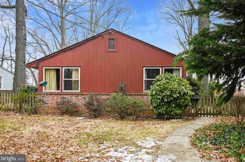 8407 Tahona Dr, Silver Spring MD 20903-3210 exterior