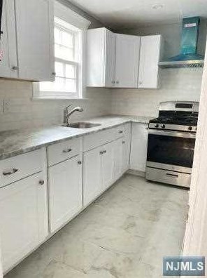 373 Park Ave, Paterson NJ  07504-1926 exterior