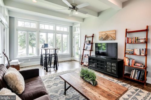 612 Cpe Mckinsey Dr, Severna Park MD 21146-4057 exterior