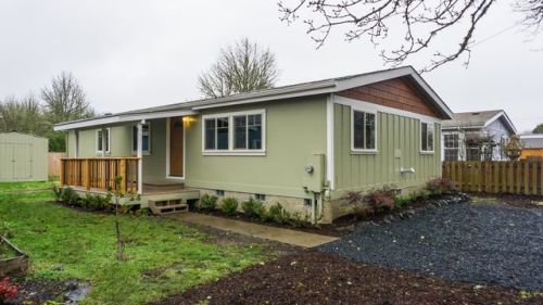 261 20th Pl, Philomath, OR 97370-9517