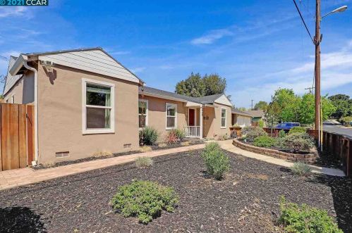 2704 Birch Ave, Concord CA  94520-1716 exterior