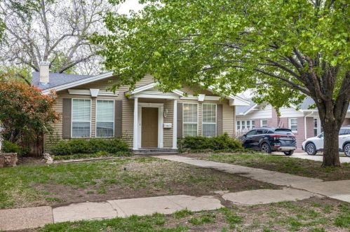 1817 Thomas Pl, Fort Worth TX  76107-3964 exterior