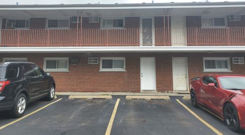 1119 Algonquin Rd, Arlington Hts, IL 60005-4709
