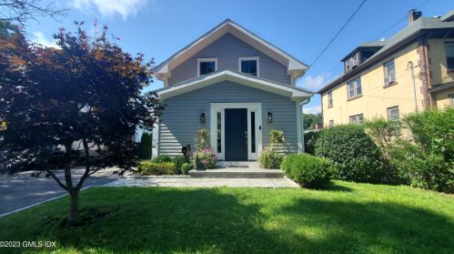 42 Richland Rd, Greenwich, CT 06830-6053