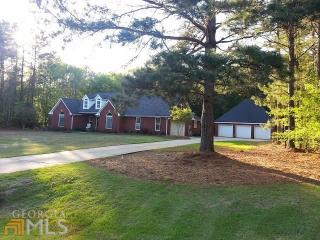 1015 Hunters Crossing Ln, Monroe, GA 30656-4857