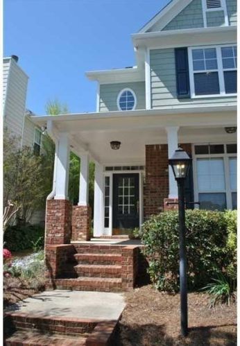 853 Scales Rd, Suwanee, GA 30024-1829