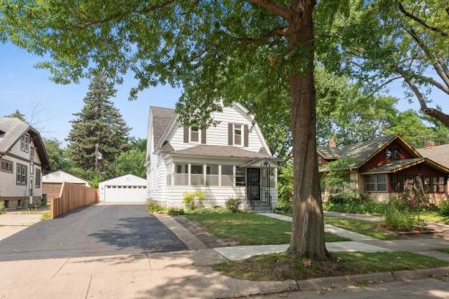 4344 41st Ave, Minneapolis, MN 55406-4038