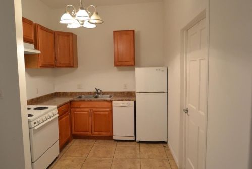 357 Greenwich St, Valpo IN  46383-6529 exterior