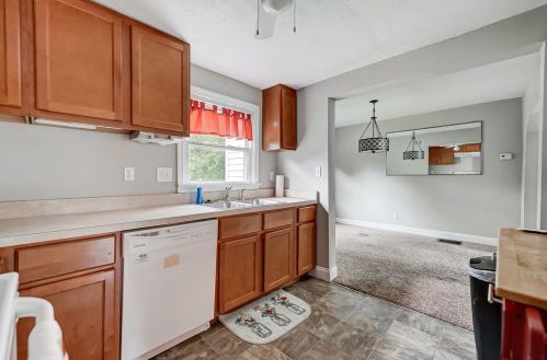 245 Harvest Ln, Cincinnati OH exterior