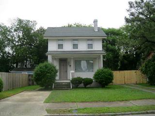 205 Armstrong St, Portsmouth, VA 23704-2105