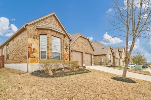 9305 Bentley Garner Ln, Austin TX  78748-3093 exterior