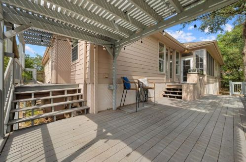 313 Flamingo Dr, Austin TX  78734-4705 exterior