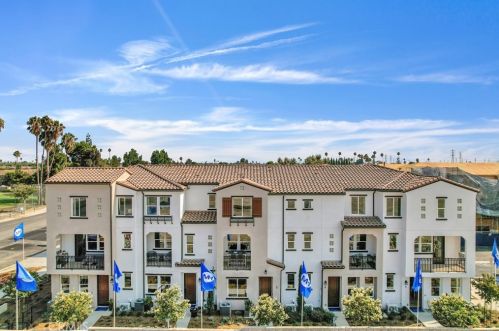 251 Magnolia Ave, Anaheim CA  92801-4939 exterior