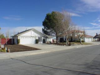 15350 Kern Ave, Hesperia, CA 92345-8553