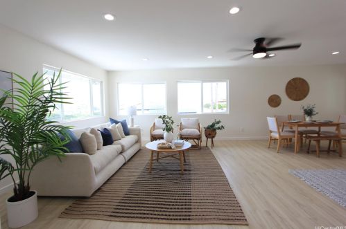 2485 Booth Rd, Honolulu HI  96813-1369 exterior