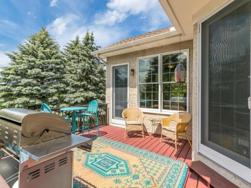 3817 Bridgewater Dr, Saint Paul MN  55123-2526 exterior