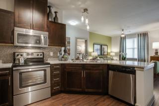 6808 Skillman St, Dallas TX  75231-5804 exterior