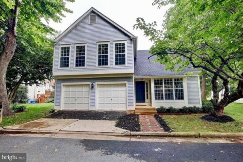 312 Deerpath Ave, Leesburg, VA 20175-2513