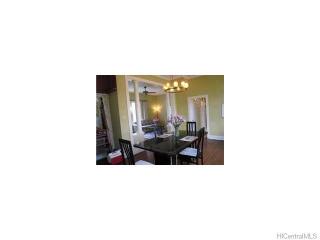 2320 University Ave, Honolulu HI  96822-1973 exterior