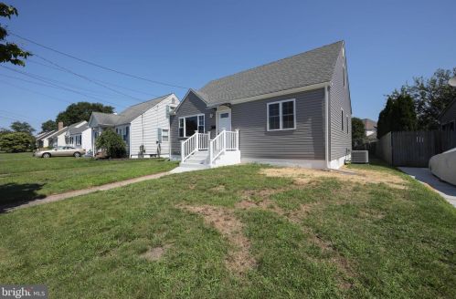 63 Unwin Dr, Trenton, NJ 08610-1719