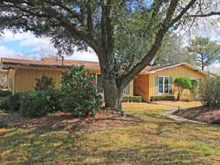 54 Rebellion Rd, Charleston, SC 29407-7448
