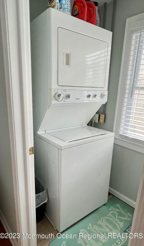 27 Shore Way, Lavallette NJ  08735-1937 exterior