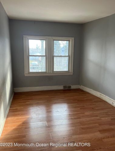 1255 Washington Ave, Tinton Falls NJ 07712-6346 exterior