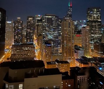 33 Ontario St, Chicago IL  60654-7760 exterior