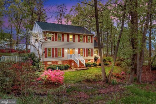 113 Poplar Dr, Fredericksburg, VA 22401-5228