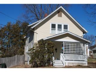 30 Gove Ct, Burlington, VT 05401-4832